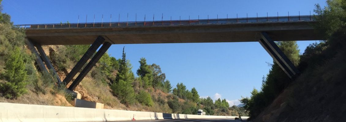 Strengthening of 3 V-Shaped Bridges in Egio