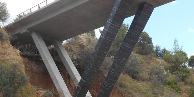 Strengthening of 3 V-Shaped Bridges in Egio