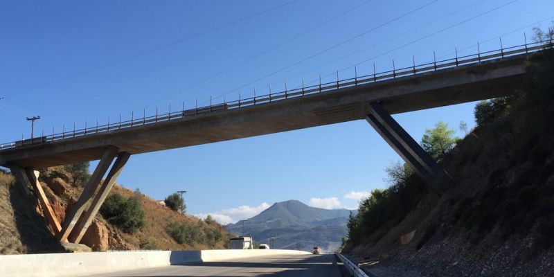 Strengthening of 3 V-Shaped Bridges in Egio