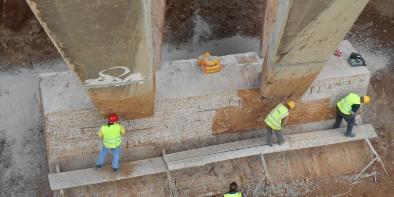 Strengthening of 3 V-Shaped Bridges in Egio