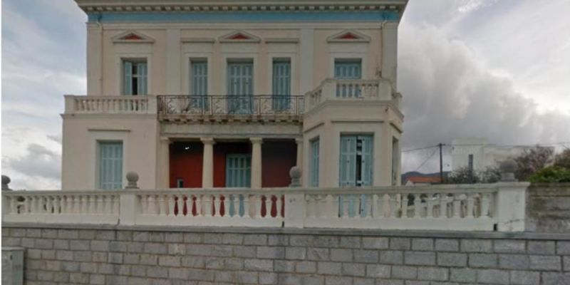 Collapse Prevention Works for Voyiatzidis Mansion in Andros Town