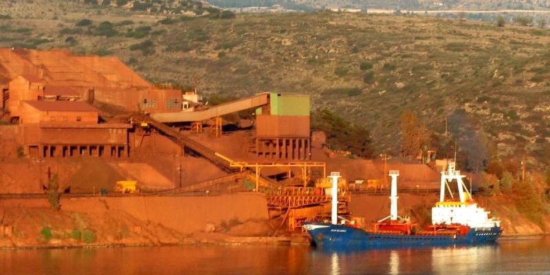 Repair of Gantry Crane Ship Loading Silo