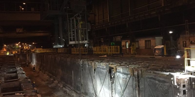 Reconstruction of Internal Walls in Industrial Furnace Using Precast Elements